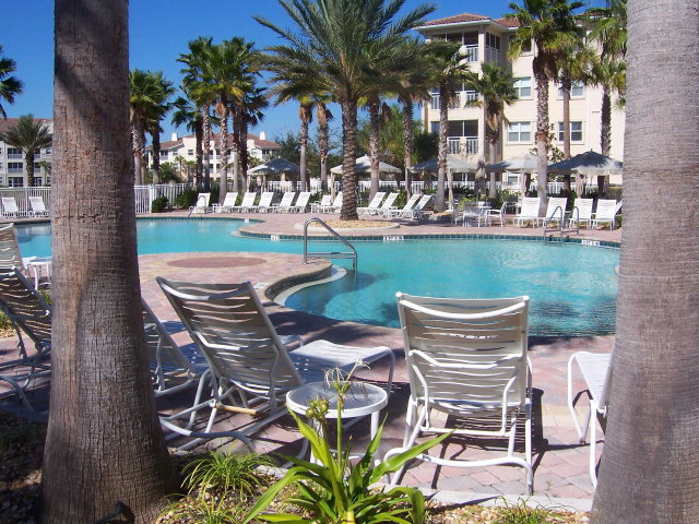 Tidelands Condominiums ICW pool complex